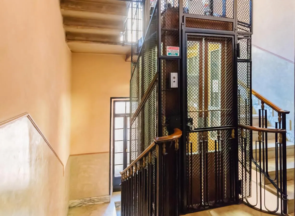 Solferino Living Apartment Milan